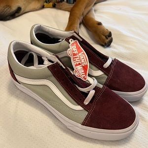 Vans Old Skool Skate Shoe Maroon and Sage Sz 9